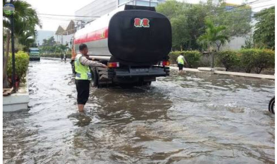 Potensi Gelombang Tinggi dan Banjir Pesisir (Rob) di Perairan Utara Jawa