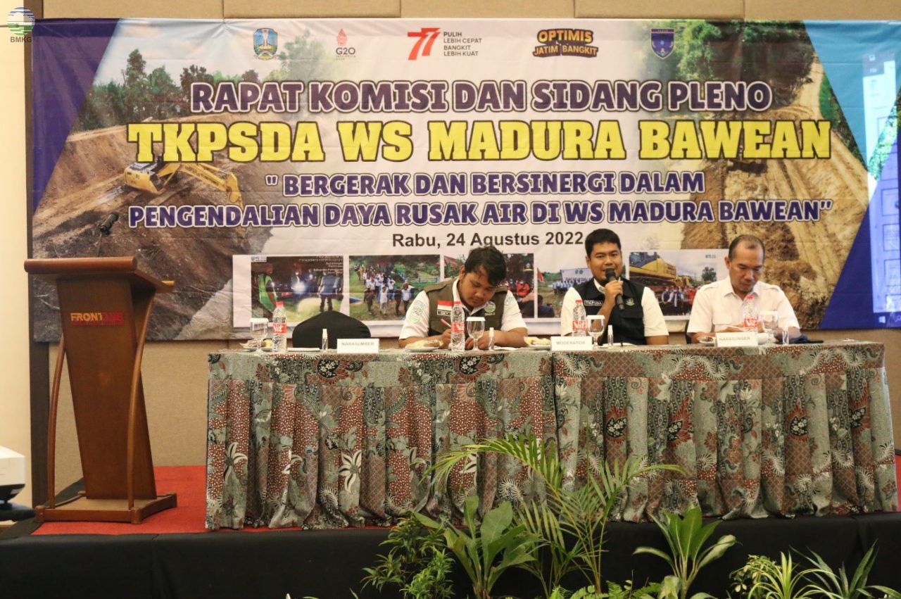 BMKG Juanda Menjadi Narasumber Rapat Komisi dan Sidang Pleno I TKPSDA Wilayah Sungai Madura-Bawean Tahun 2022