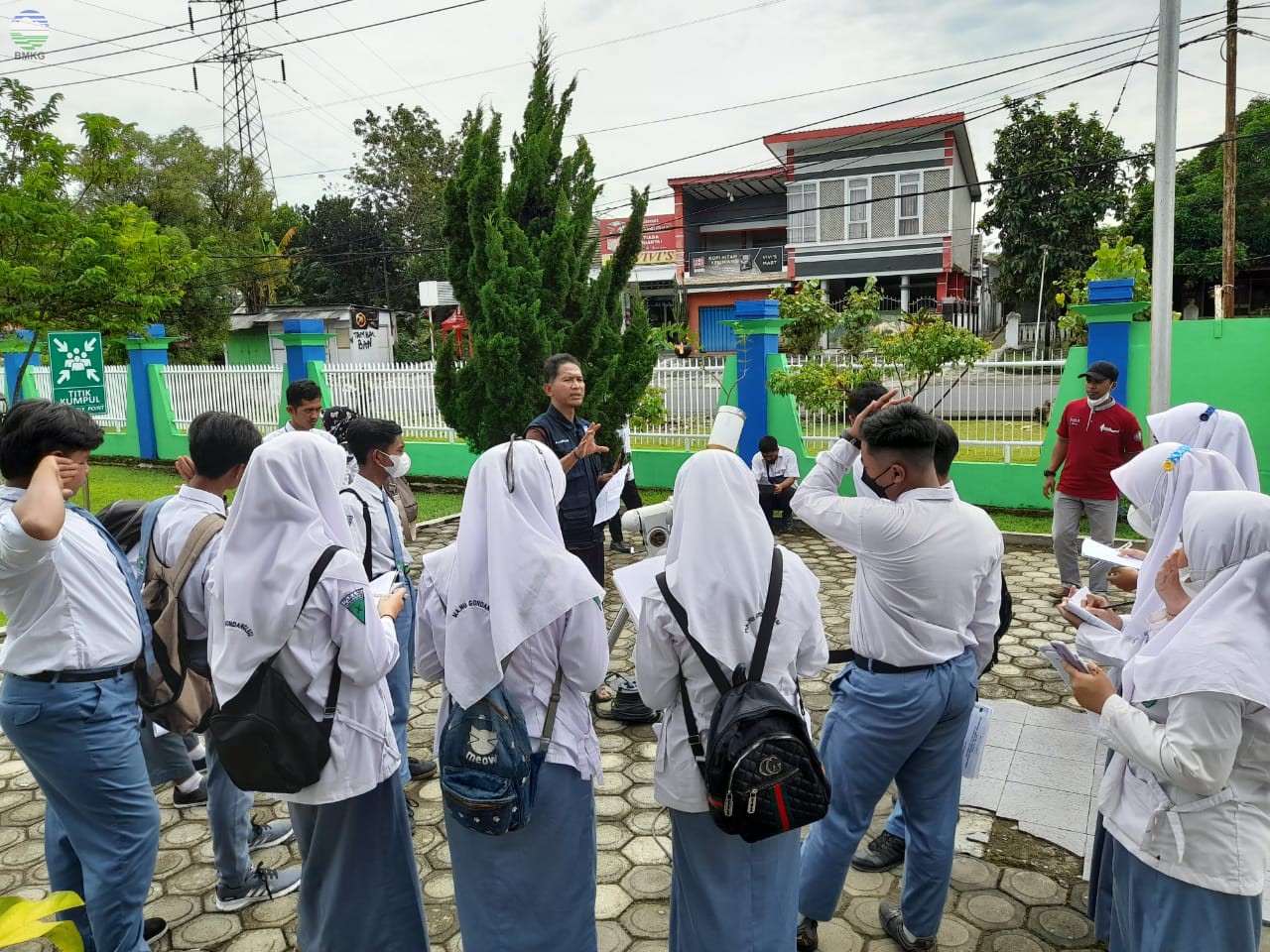 Kunjungan Madrasah Aliyah Nahdatul Ulama Gondanglegi ke Stageof Malang