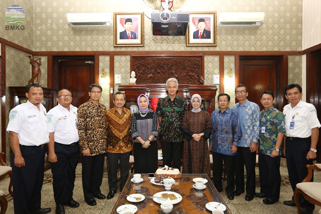 Kunjungan Kerja Kepala BMKG ke Gubernur Jateng dan Stasiun BMKG Semarang