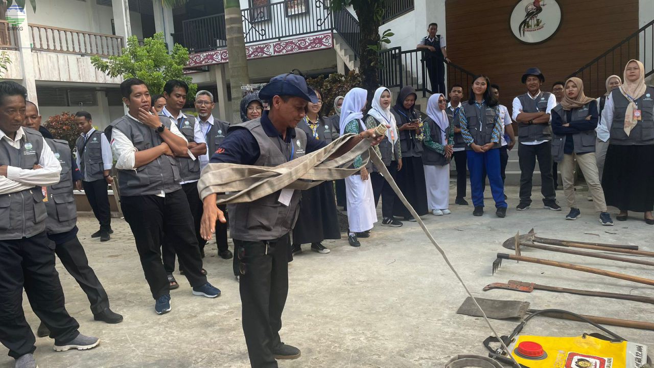 Cegah Dini Karhutla dengan Sekolah Lapang Iklim Tematik, Kolaborasi Inovatif BMKG Stasiun Klimatologi Kalimantan Barat dan BKSDA