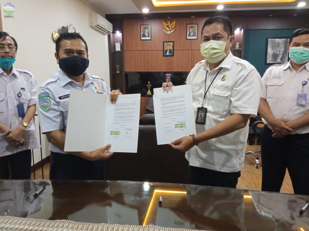 Penandatanganan Perjanjian Kerja Sama Stasiun Meteorologi Juanda Sidoarjo dengan RRI Surabaya