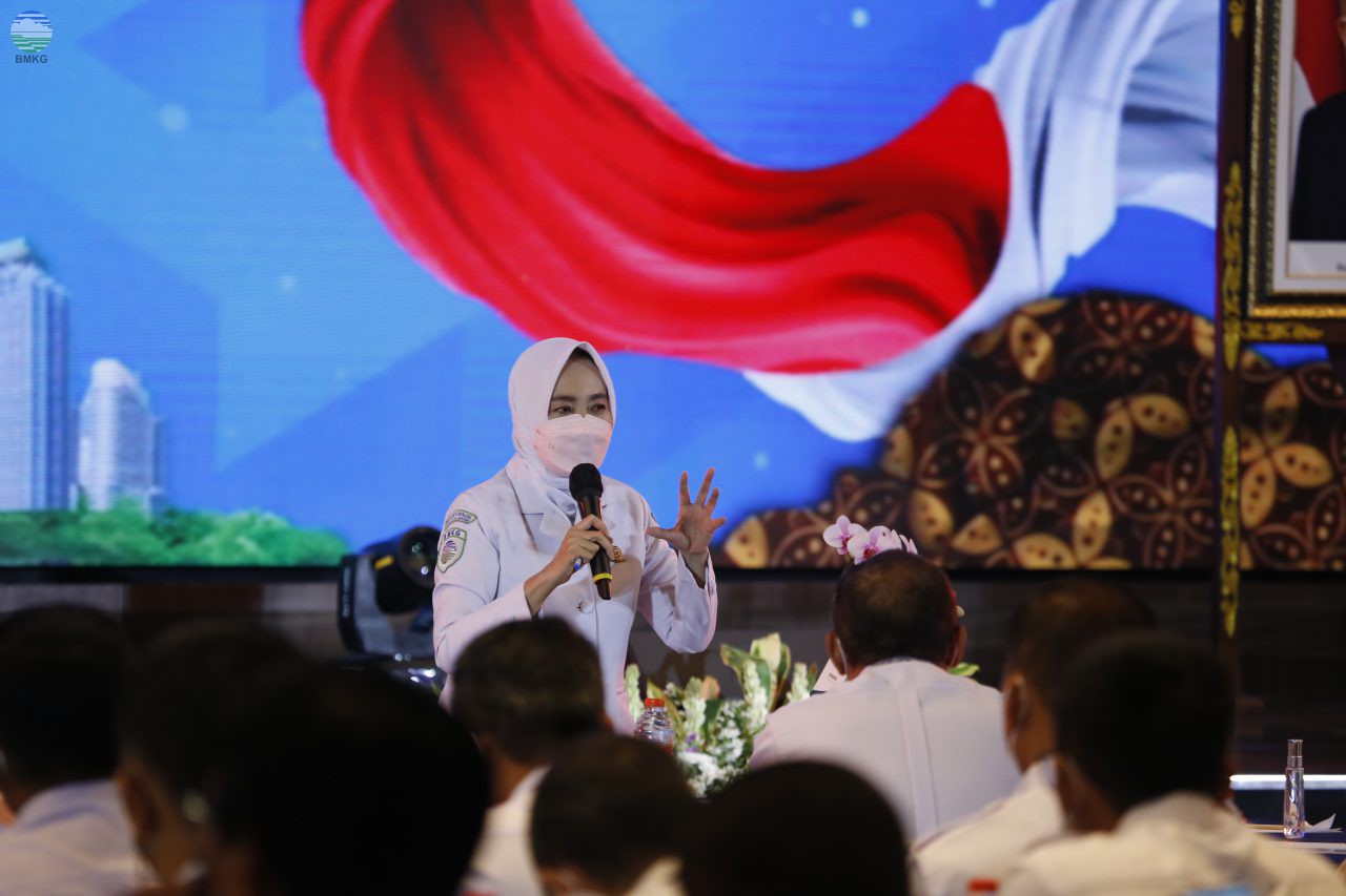 Rakornas BMKG 2022: SDM Unggul dan Layanan Prima untuk Mendukung Transformasi Ekonomi Indonesia Yang Inklusif dan Berkelanjutan "Pendelegasian Pusat dan Daerah"