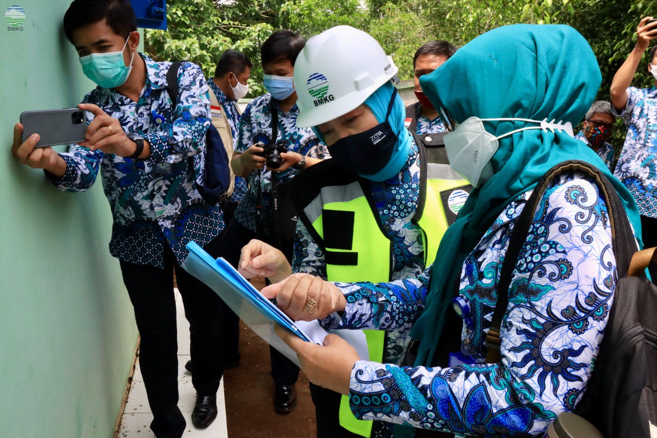 Perkuat Mitigasi Bencana, Kepala BMKG Lakukan Kunjungan Kerja di Cilacap-Kebumen