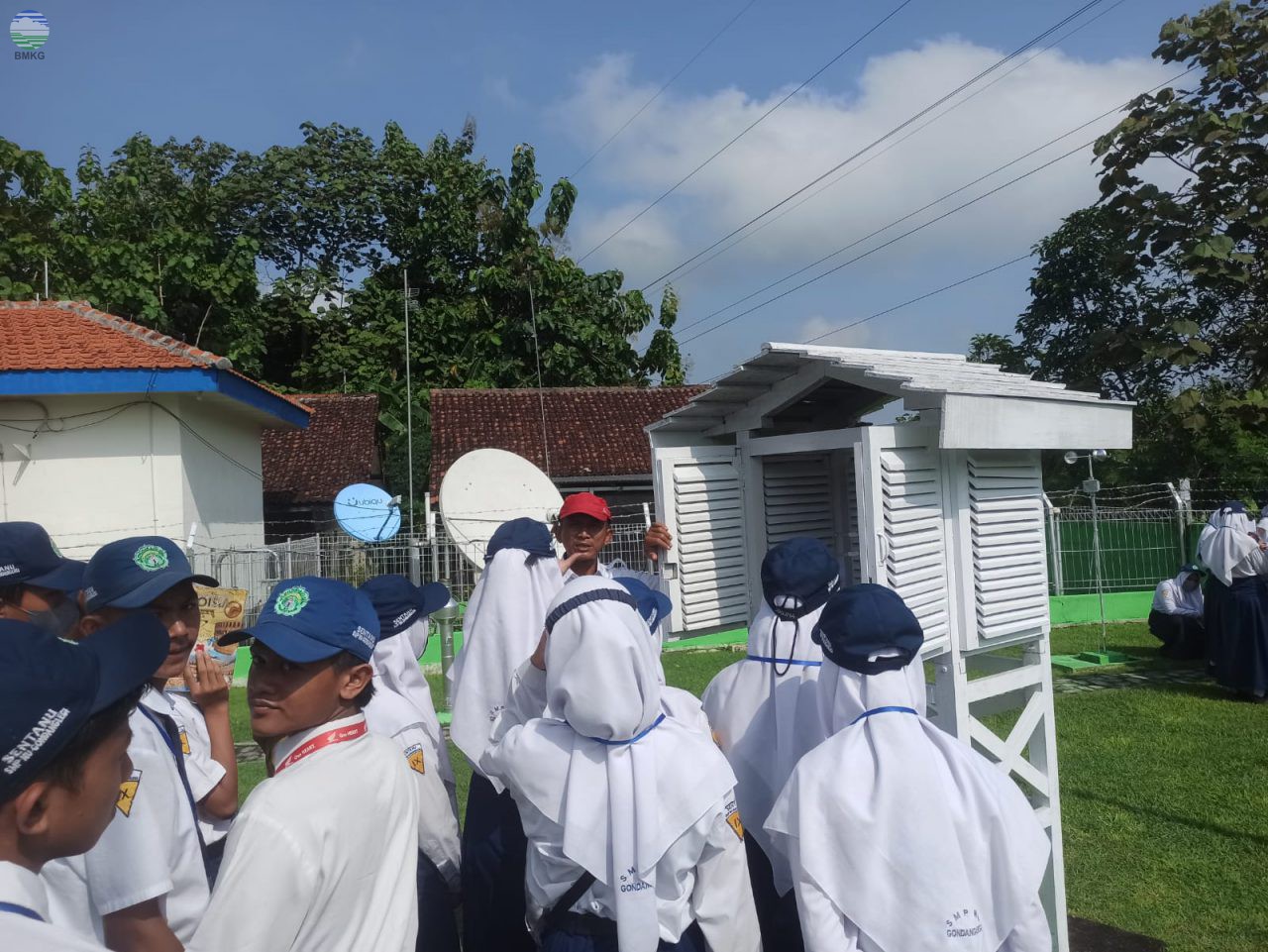Kunjungan SMP NU Gondanglegi ke Stageof Malang